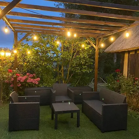 Chaumiere Familiale Weekend & Vacances Paisible Saint-Philbert-sur-Risle Exterior foto